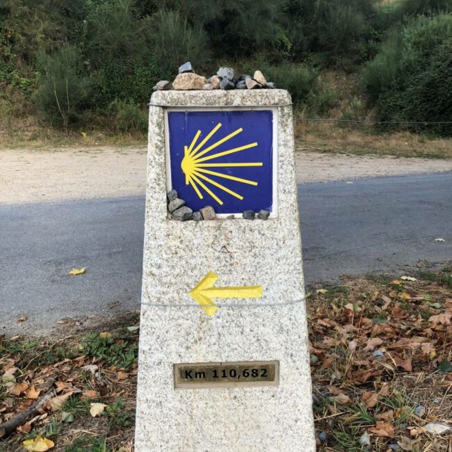 Kilometerstein bei Sarria