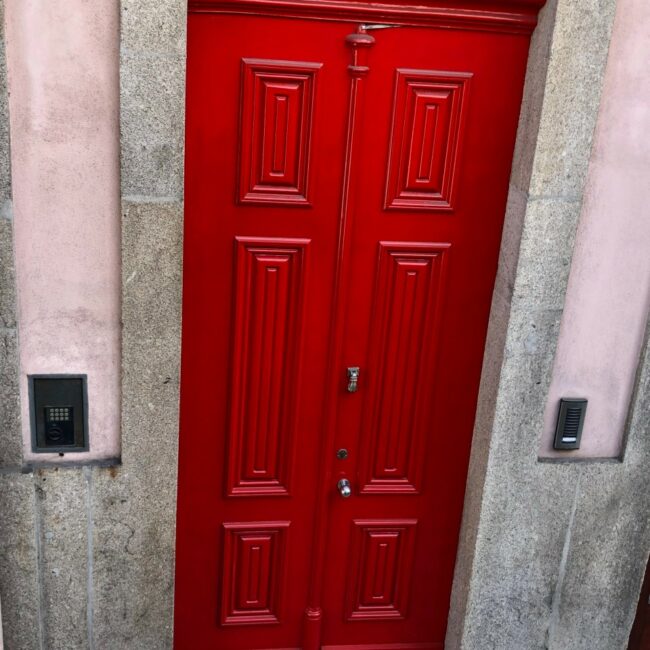 Rote Tür in Porto